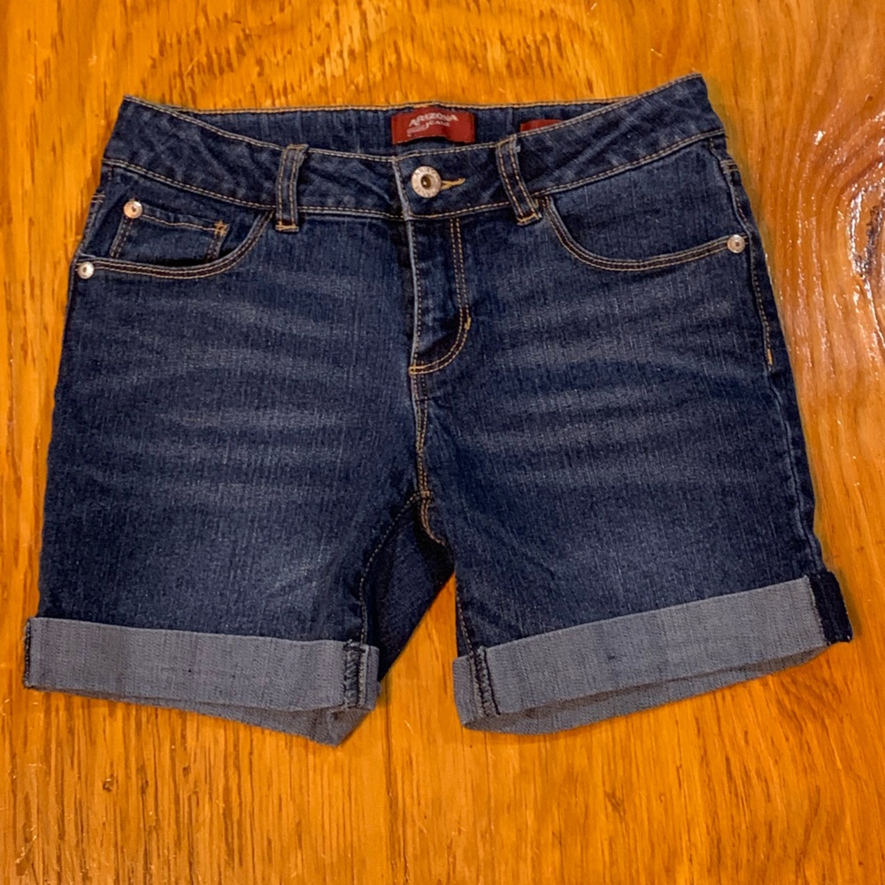 Arizona jean shorts. Girls size 12.